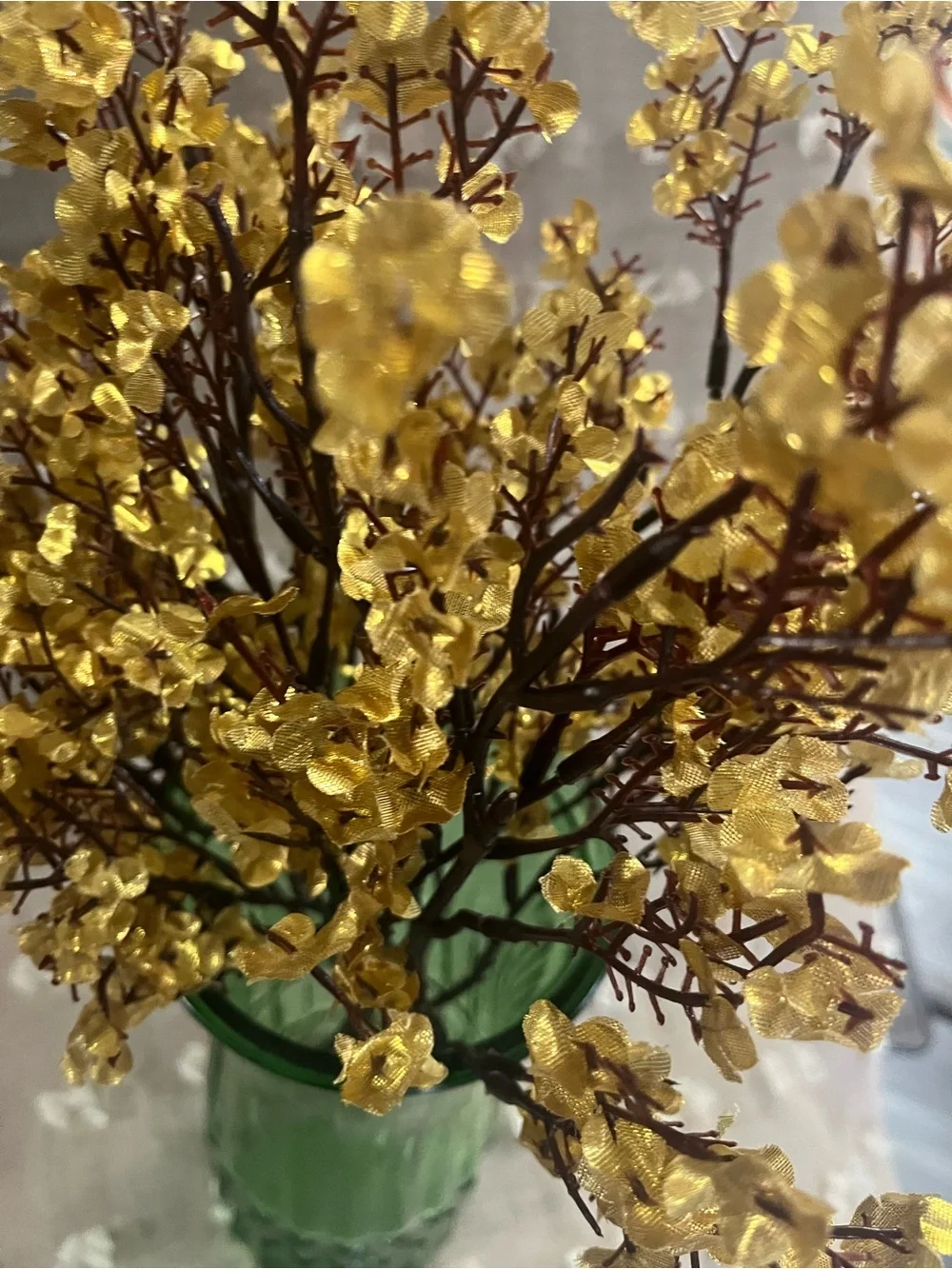 N/A elegant gold